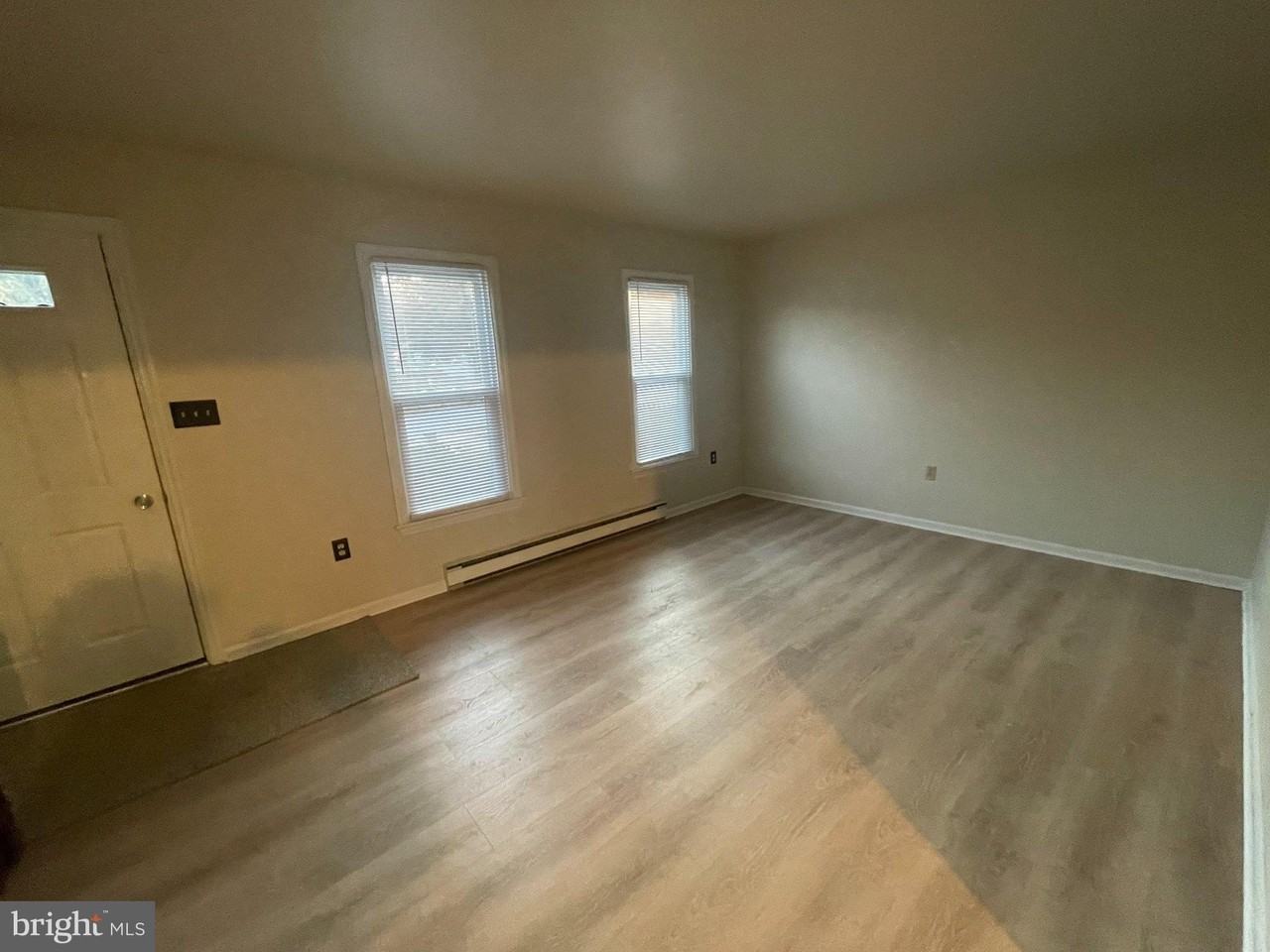 203 Cross Keys Dr - Photo 3 of 14