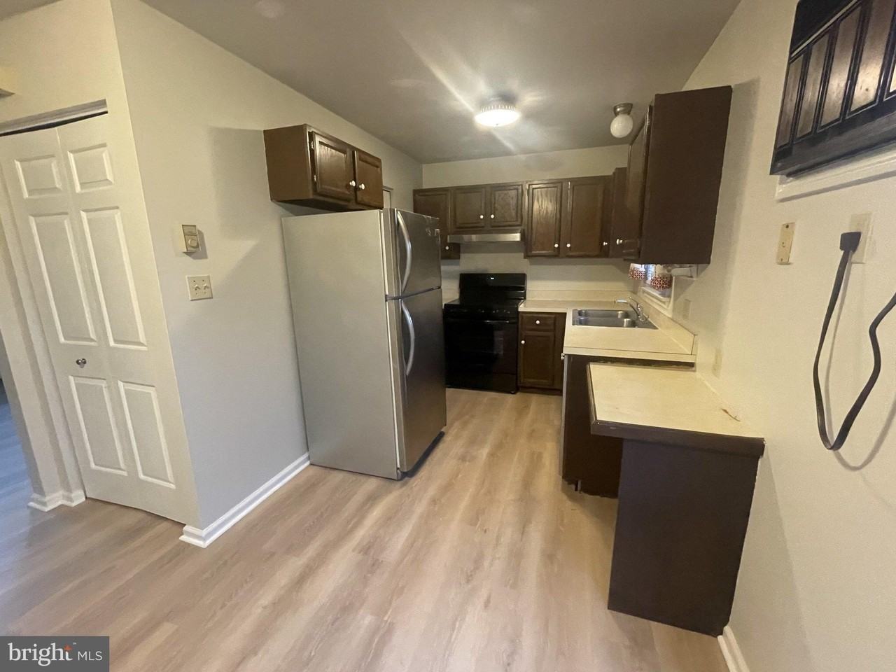 203 Cross Keys Dr - Photo 4 of 14
