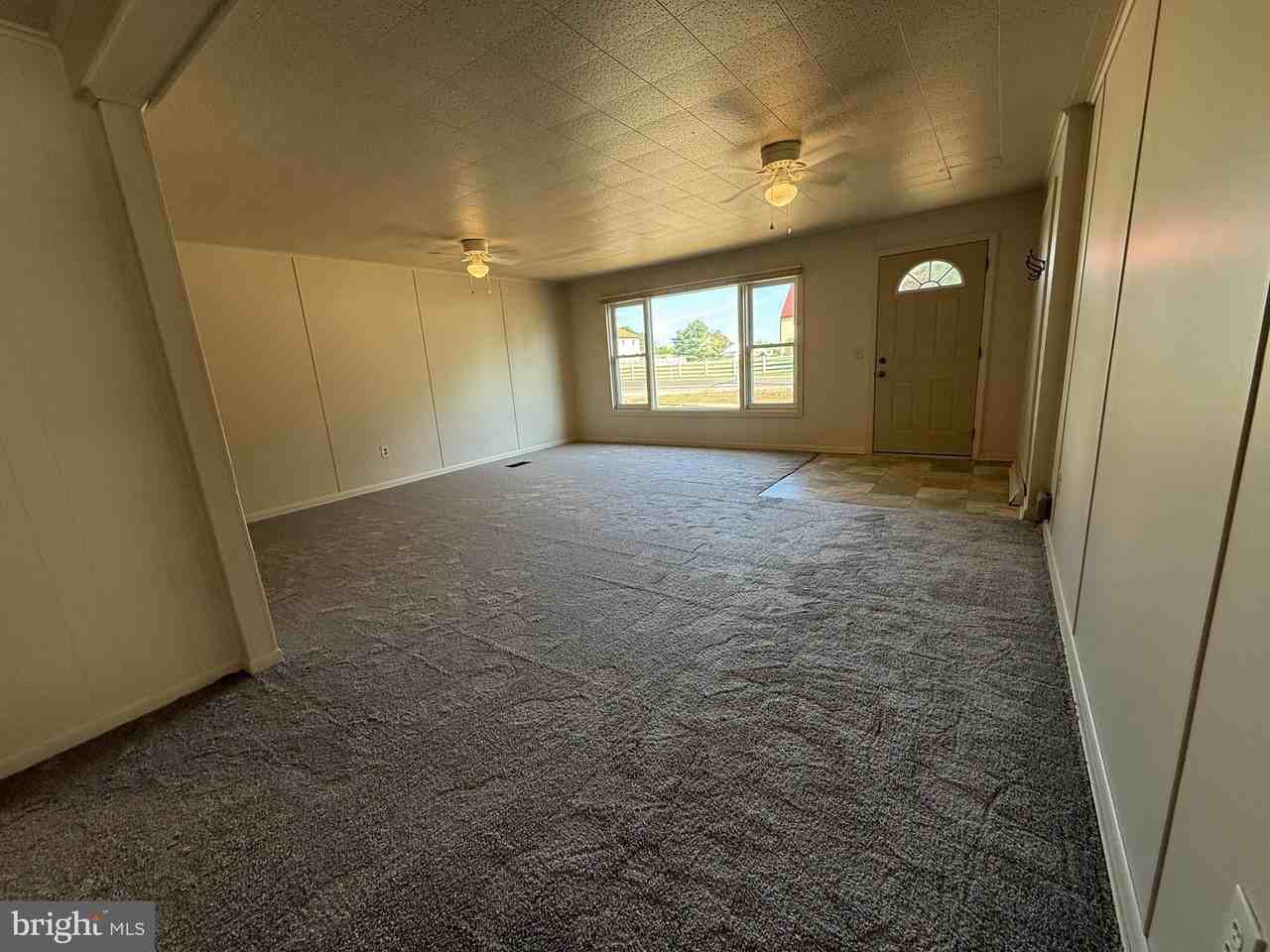 354 E Main St - Photo 2 of 24