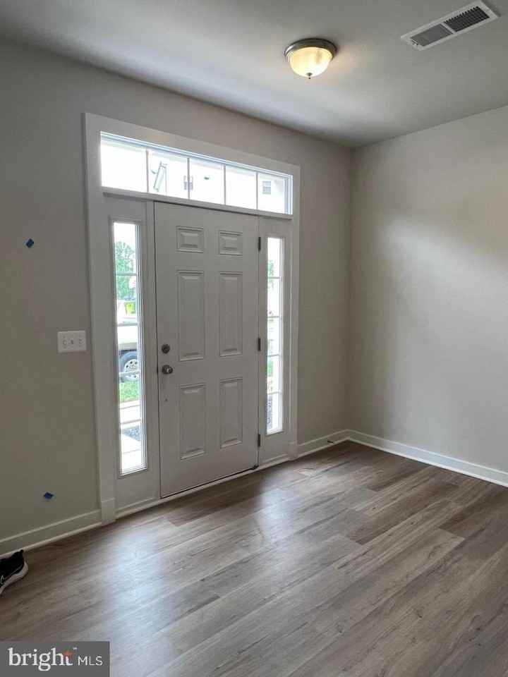 217 Willis St - Photo 2 of 22