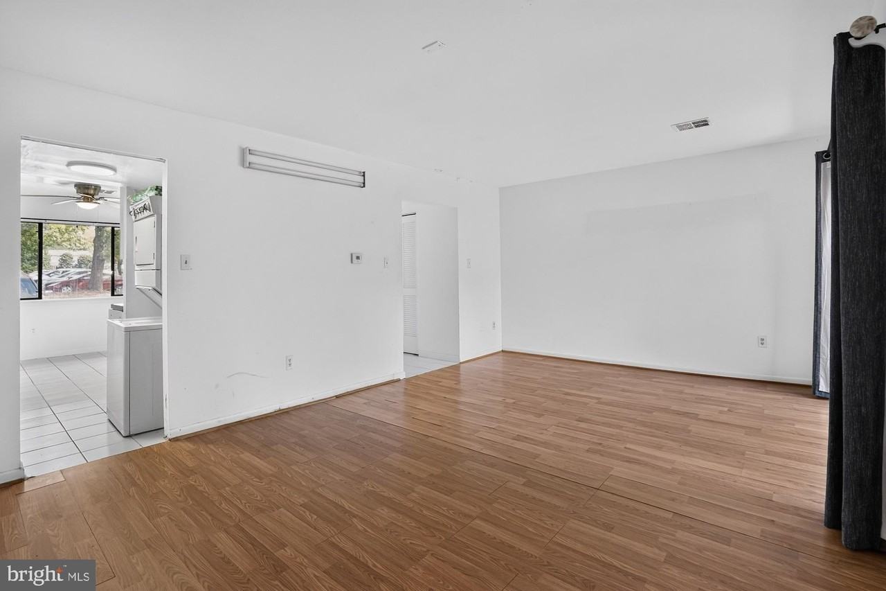 1151 Dublin Pl - Photo 7 of 17