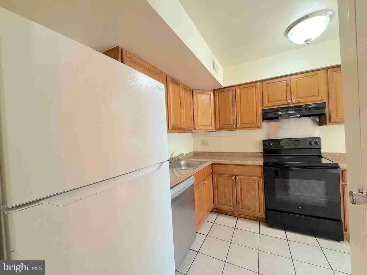 6802 Perry Penney Dr - Photo 6 of 21