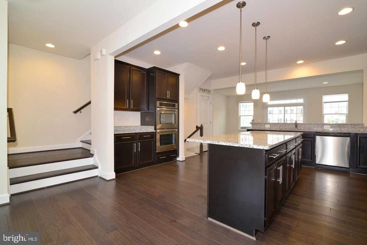 10684 Viewmont Ln - Photo 6 of 50