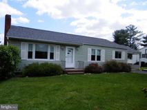 309 S Summit Ave - Photo 1 of 1