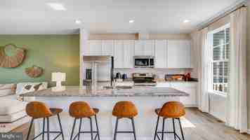 featured image of 440 17th Ave