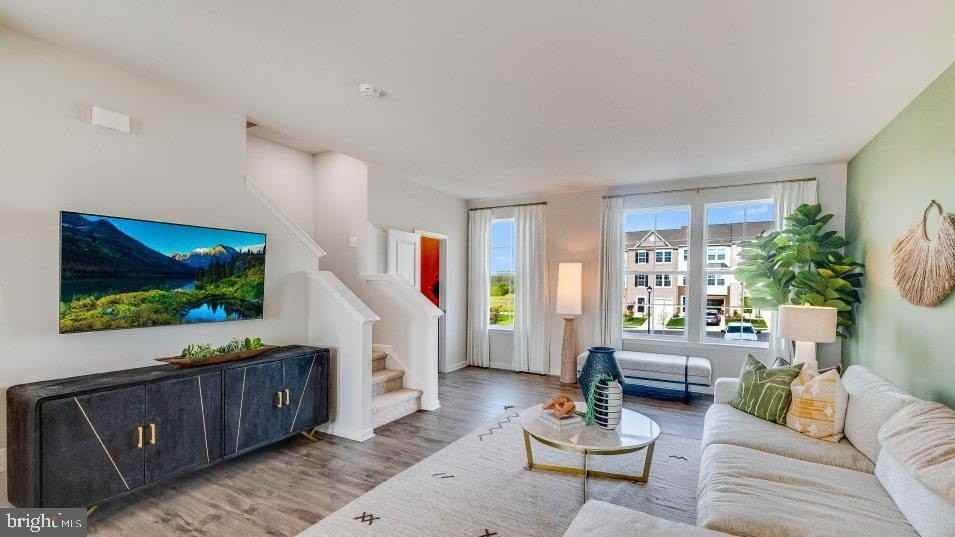440 17th Ave - Photo 5 of 8