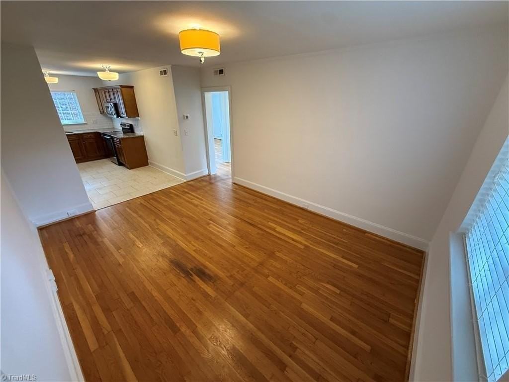 237 N Sunset Dr #3 - Photo 3 of 12