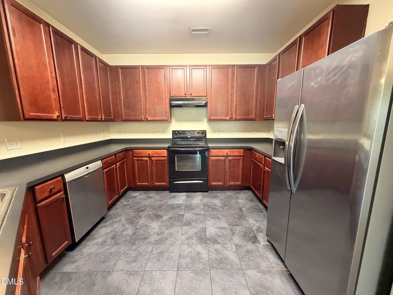 124 Longchamp Ln - Photo 2 of 16