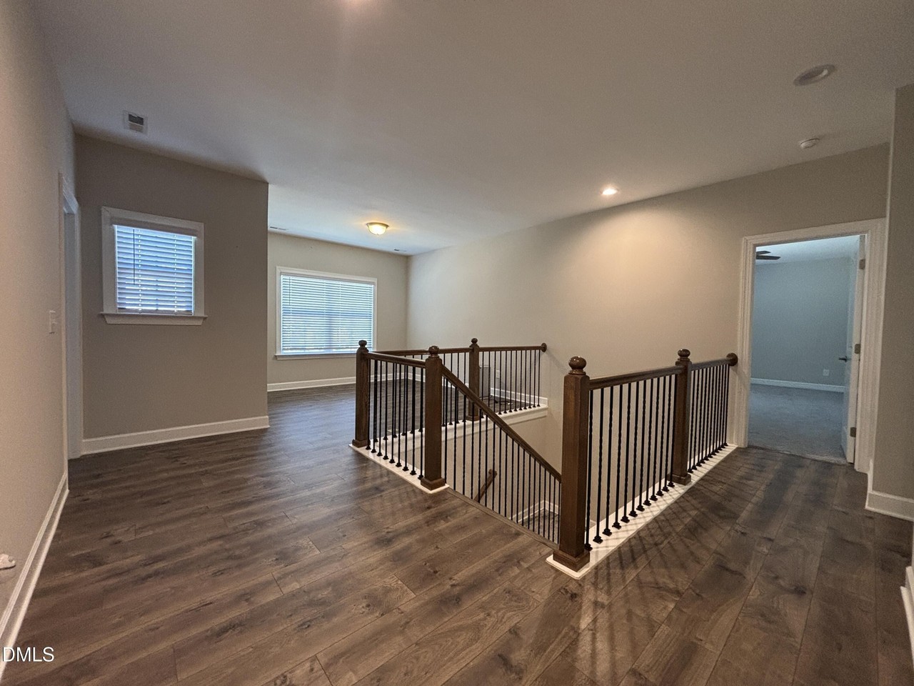 2020 Edens Ridge Ave - Photo 5 of 50