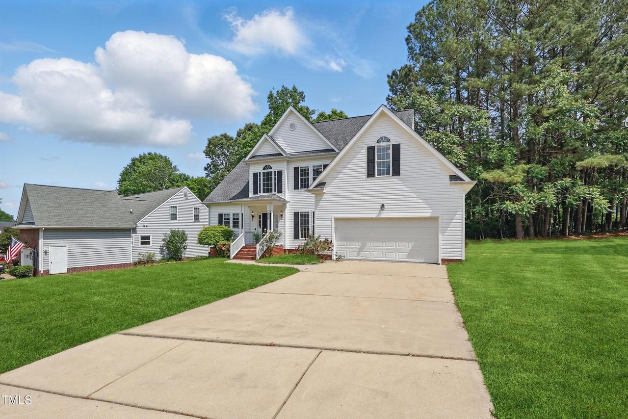 4418 Gallatree Ln - Photo 2 of 36