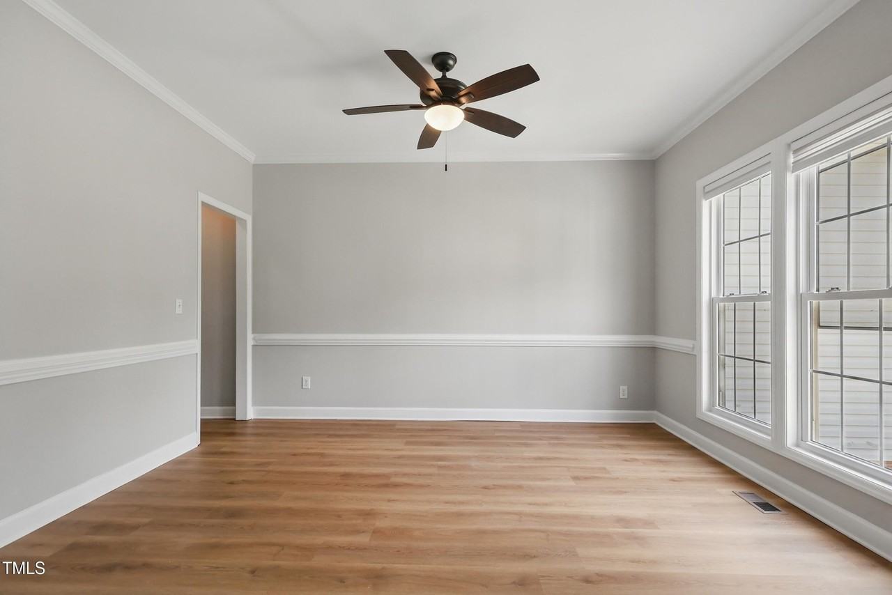 4418 Gallatree Ln - Photo 6 of 36