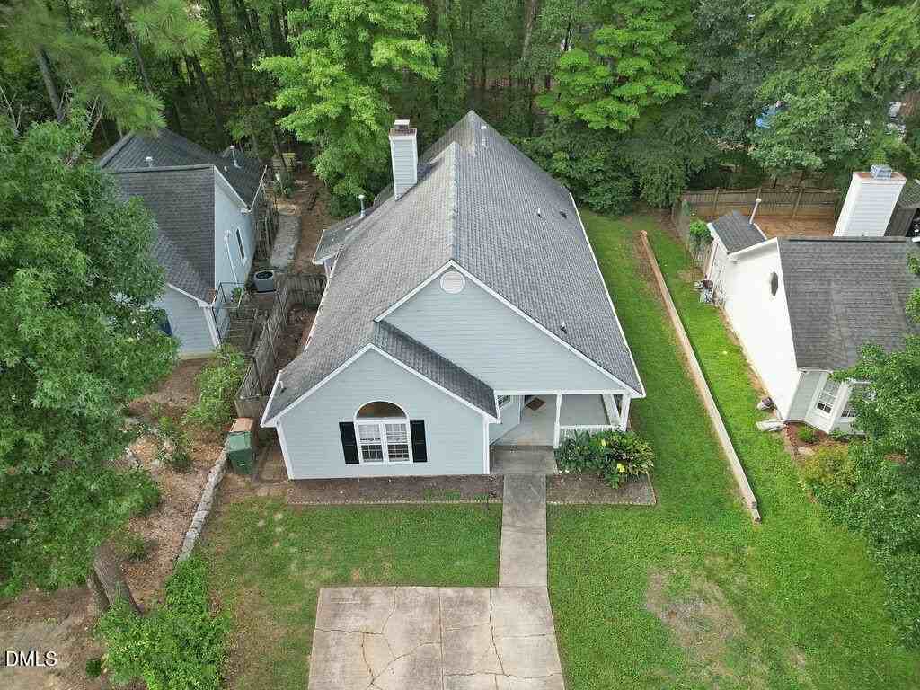 112 Buena Vista Dr - Photo 3 of 30