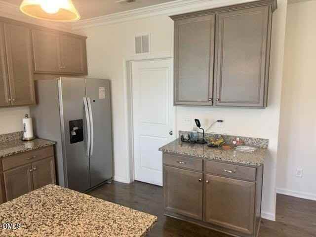 270 Oak Park Blvd - Photo 6 of 26