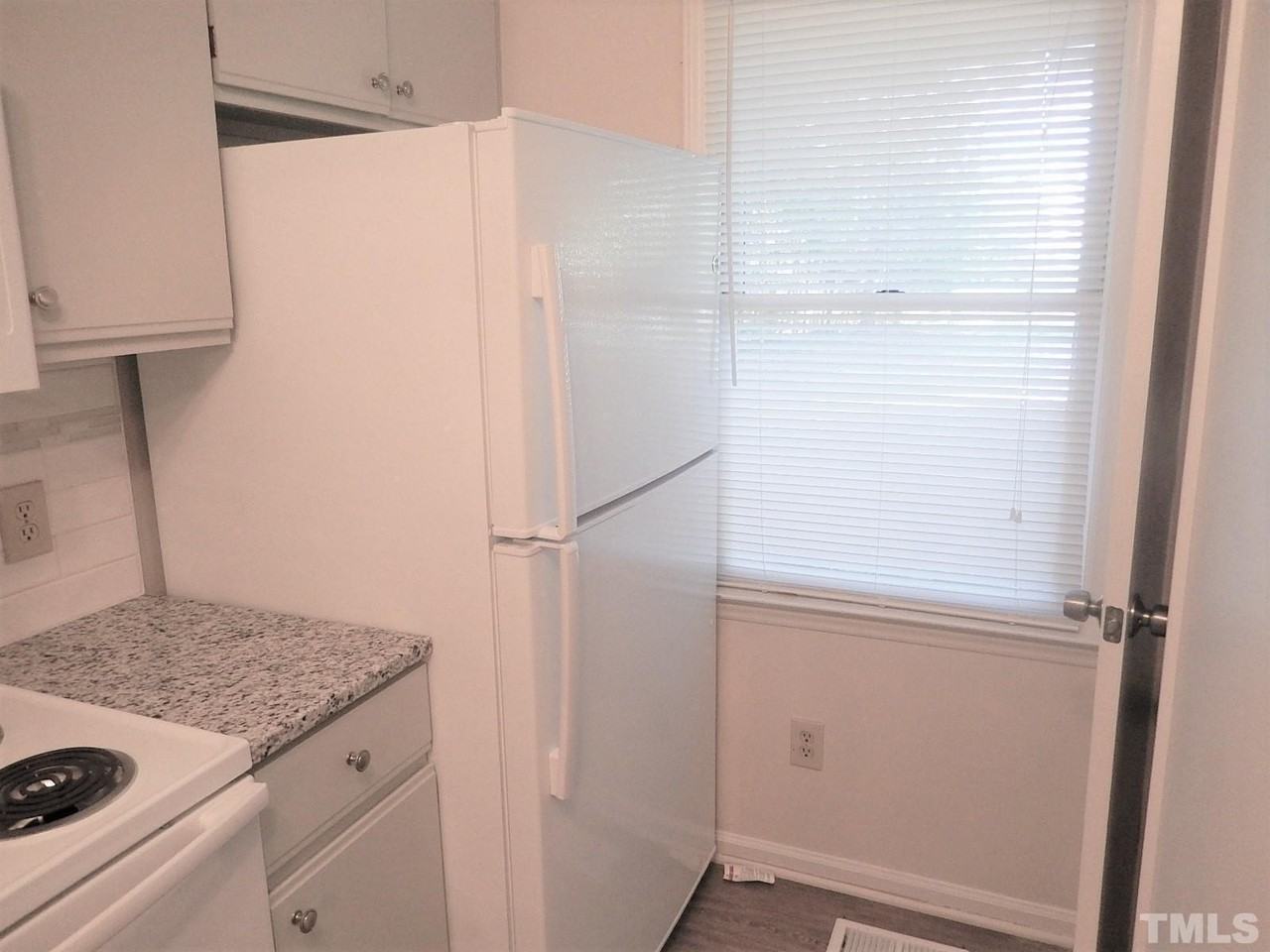 1303 Wall Rd - Photo 7 of 15