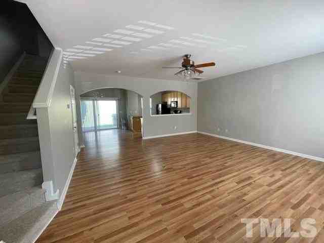 804 Walnut Woods Dr - Photo 2 of 16