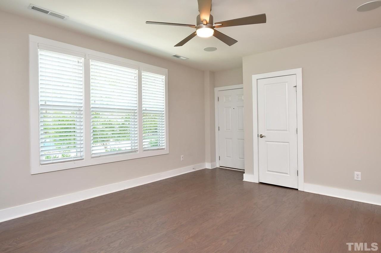 511 N Person St #107 - Photo 4 of 36