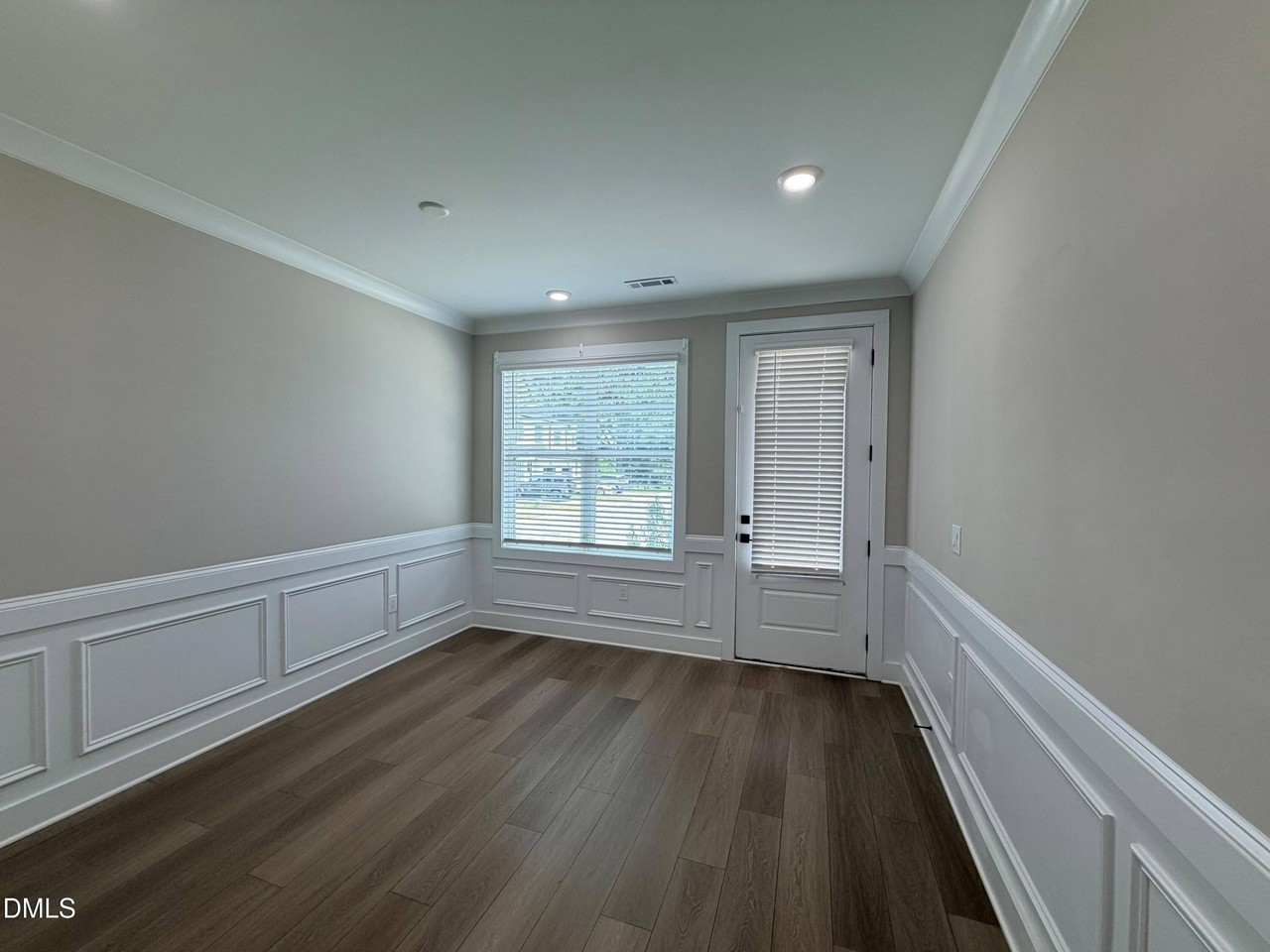 4603 Malone Ct - Photo 4 of 27