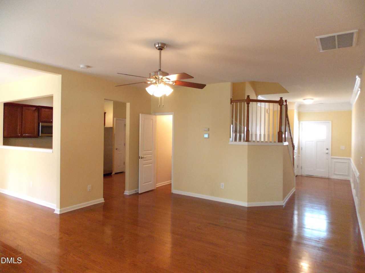 8714 Wild Magnolia Dr - Photo 4 of 24
