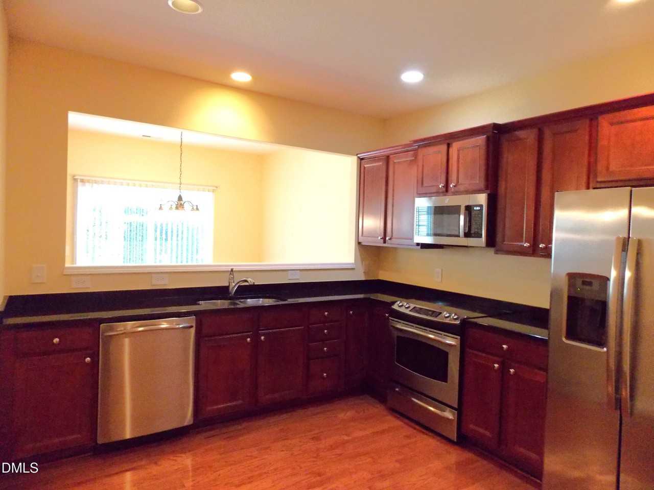 8714 Wild Magnolia Dr - Photo 5 of 24