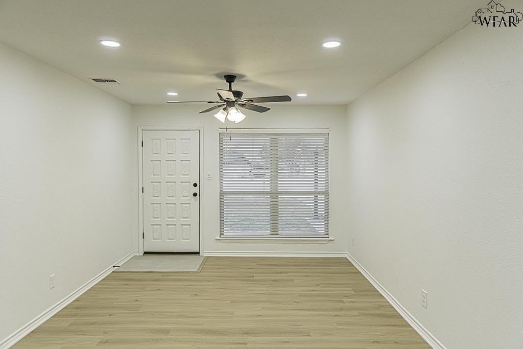 1020 W Highway St - Photo 5 of 26
