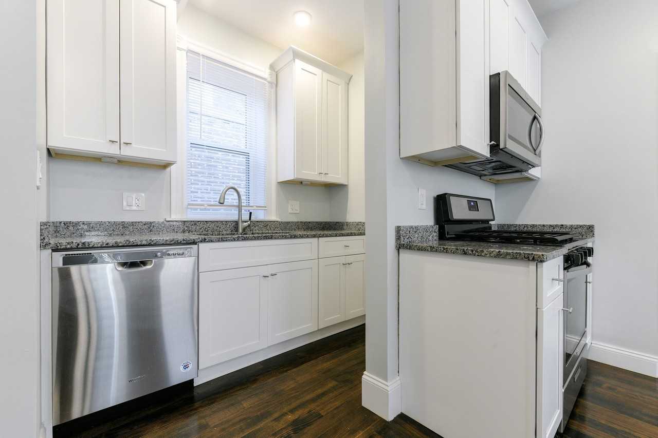 107 Harrishof St #2 - Photo 3 of 14