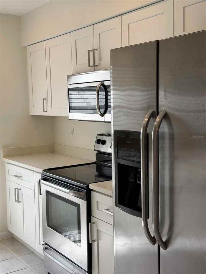 518 Bryan Valley Ct - Photo 3 of 15