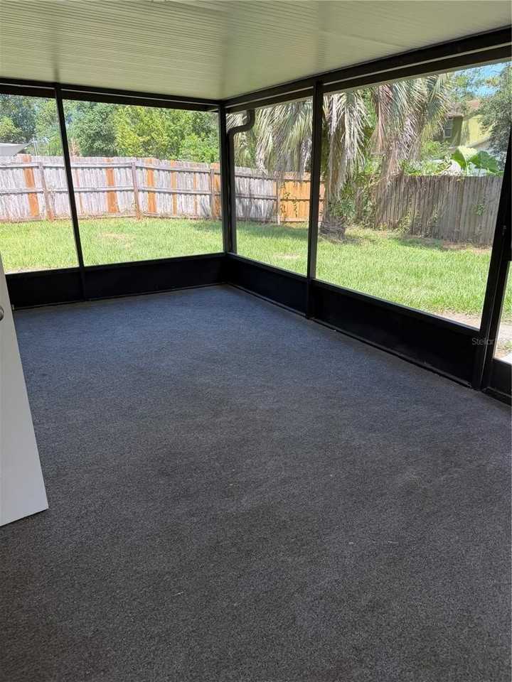 518 Bryan Valley Ct - Photo 5 of 15