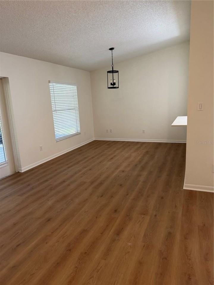 518 Bryan Valley Ct - Photo 7 of 15