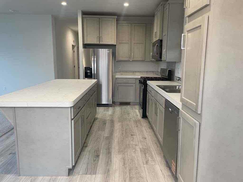 350 S Willow Ave #0106 - Photo 4 of 18