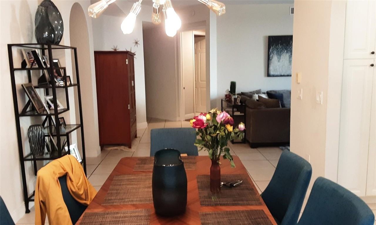 7861 Exeter Blvd E #102 - Photo 4 of 25