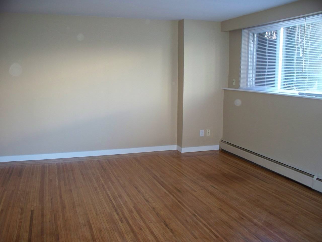 726 5th Avenue #101 - Photo 4 of 13