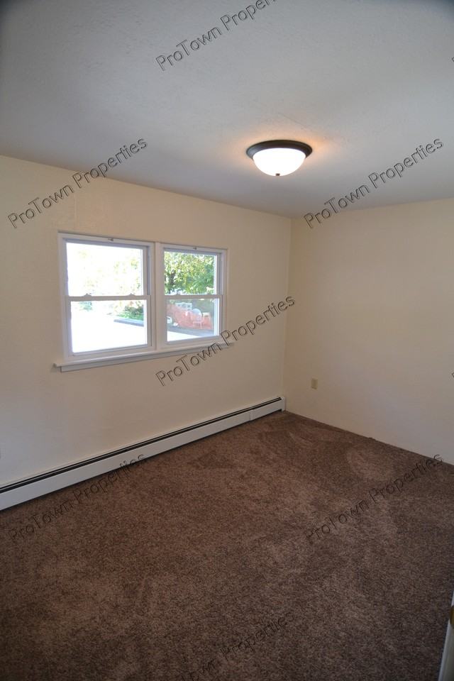 402 Siegmund Street #5 - Photo 6 of 6