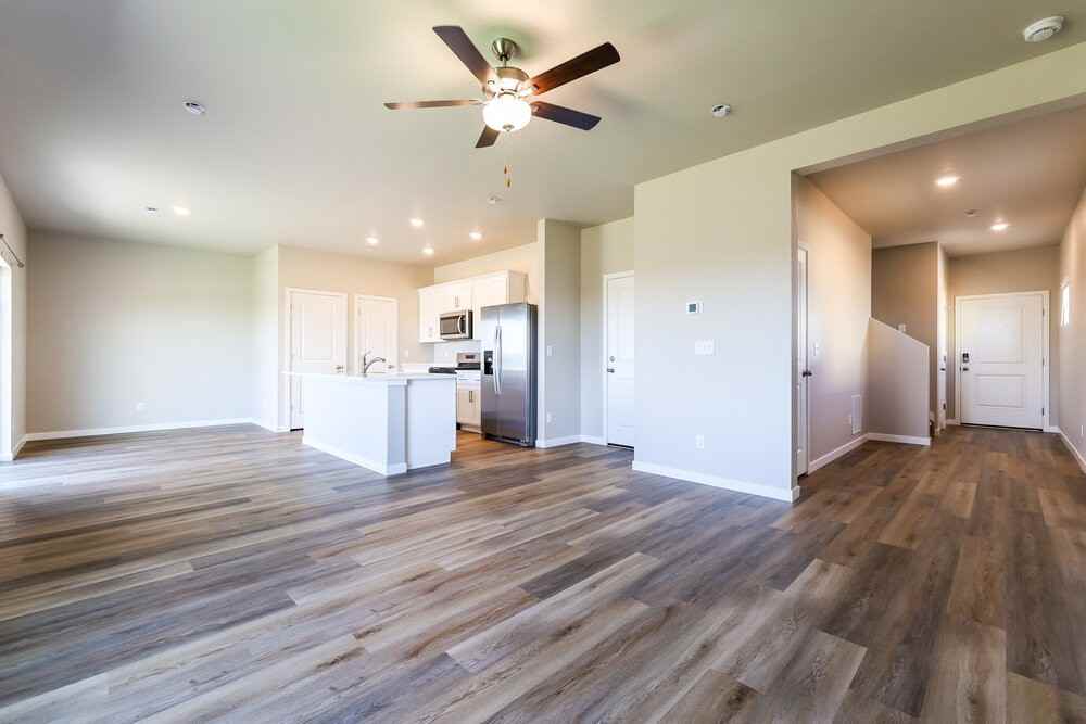 7308 Crystal Ave - Photo 6 of 21