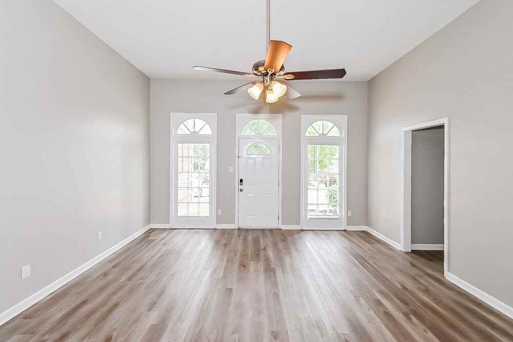 5493 Kindle Creek Dr - Photo 3 of 16