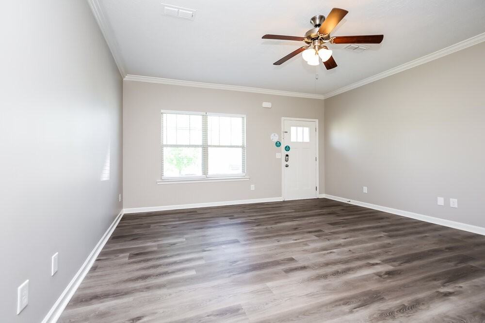 8003 Lakota Ct - Photo 5 of 17