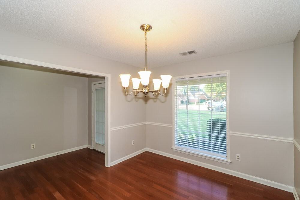 2729 Fletcher Crest Cv - Photo 7 of 16