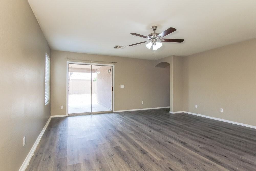 1715 W Saint Catherine Ave - Photo 6 of 16