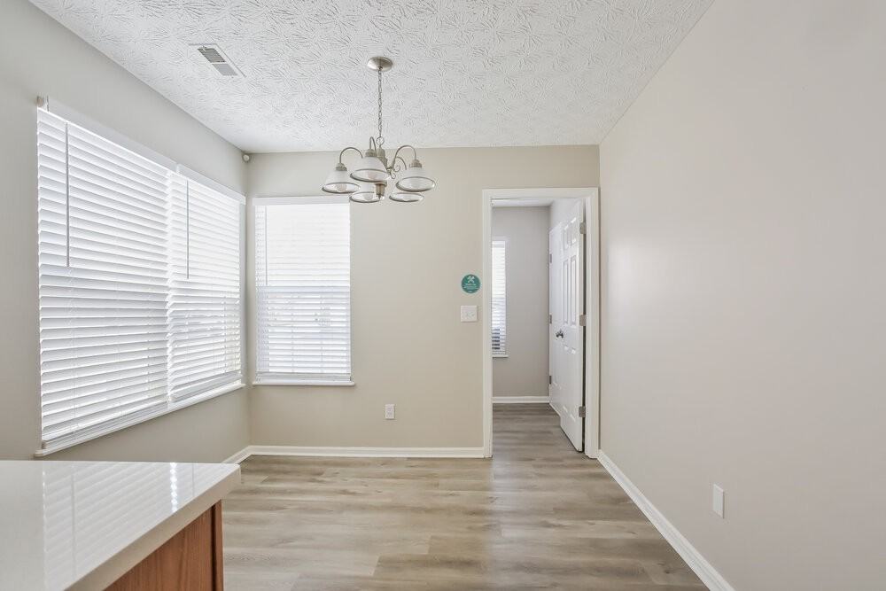 5789 Lonerise Ln - Photo 5 of 14