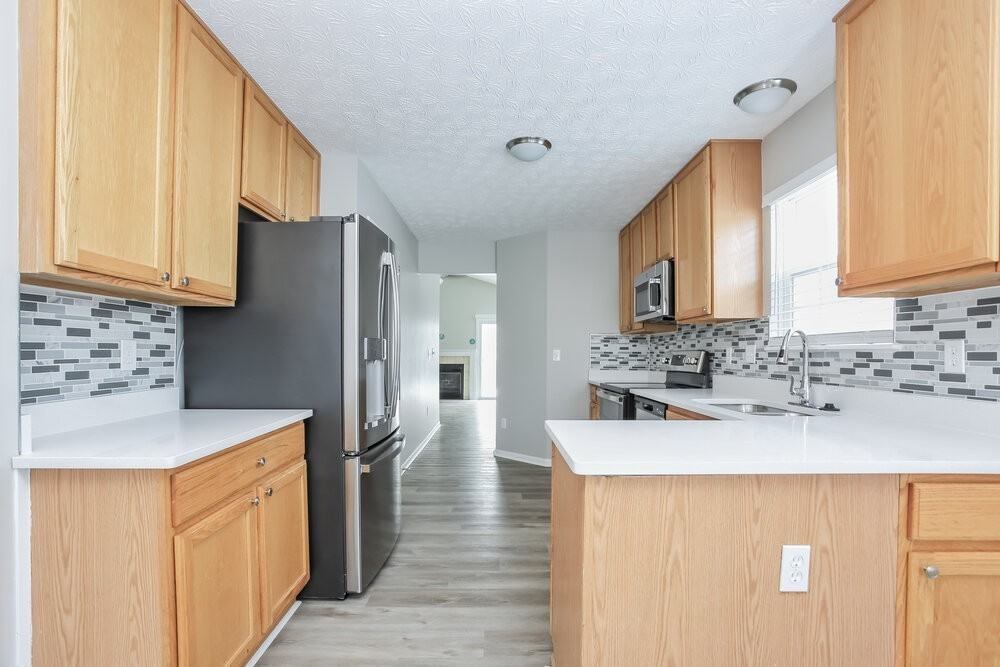 5789 Lonerise Ln - Photo 6 of 14