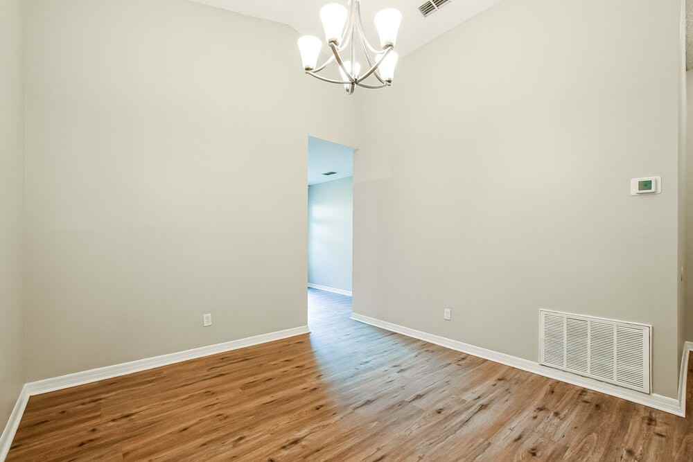 2156 Pimlico St - Photo 5 of 16