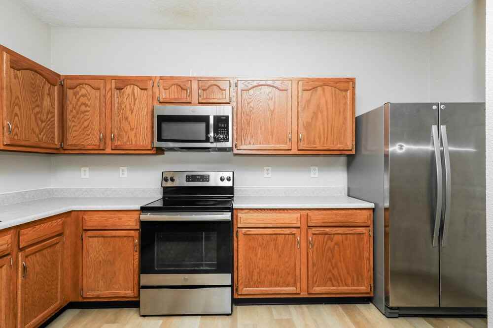 4650 Whitview Ln - Photo 6 of 17