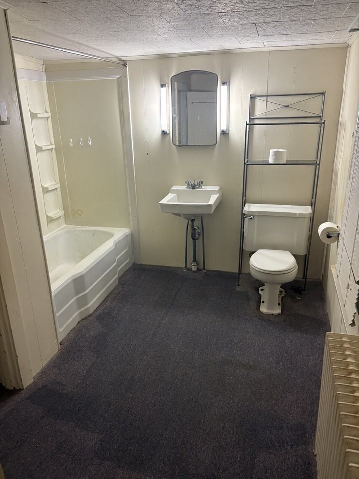 206 N Barbara St #206 - Photo 6 of 11