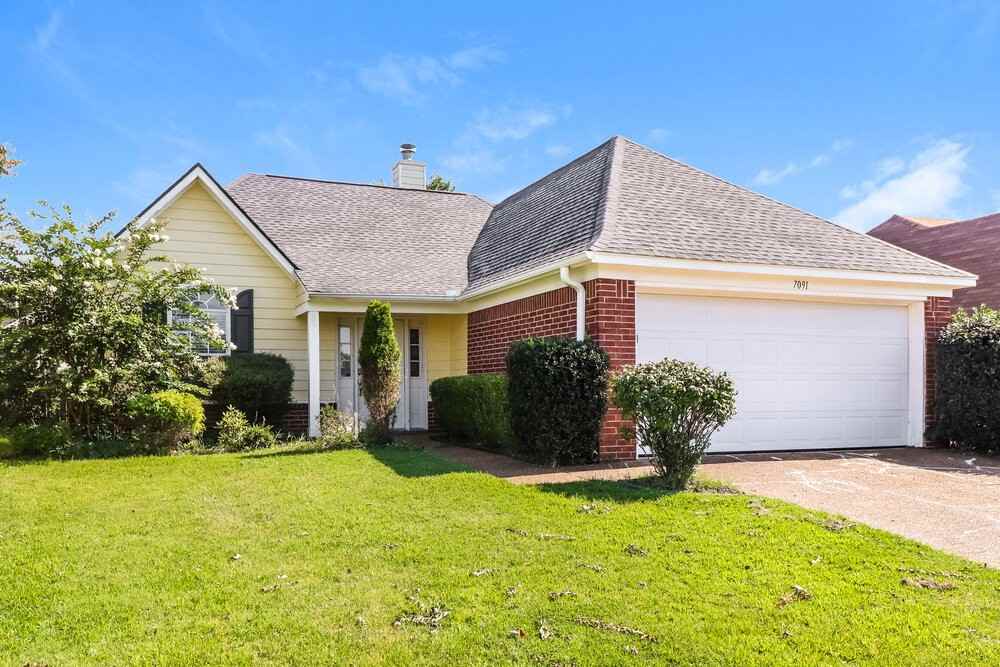 7091 Ireland Dr - Photo 3 of 16