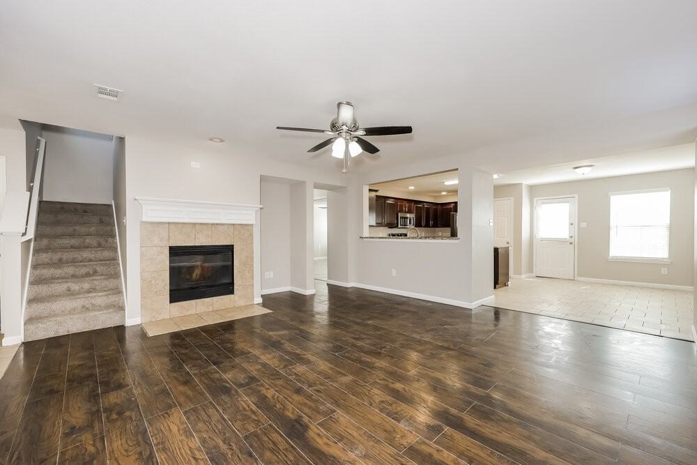 5965 Harbor Glen Dr - Photo 5 of 17
