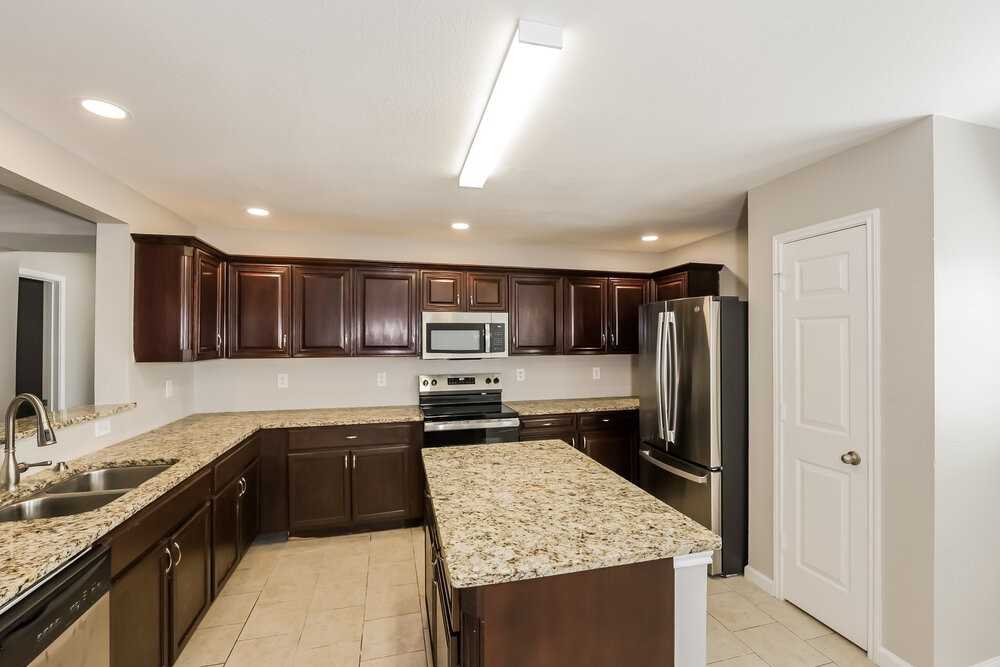 5965 Harbor Glen Dr - Photo 6 of 17