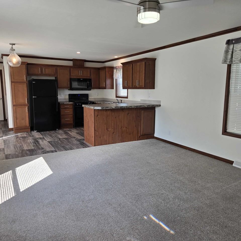 318 Se Autumn Park Dr #24 - Photo 4 of 21