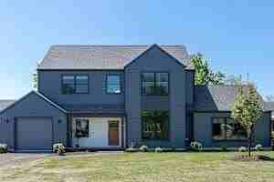 featured image of 557 Bristol Ferry Rd ##B