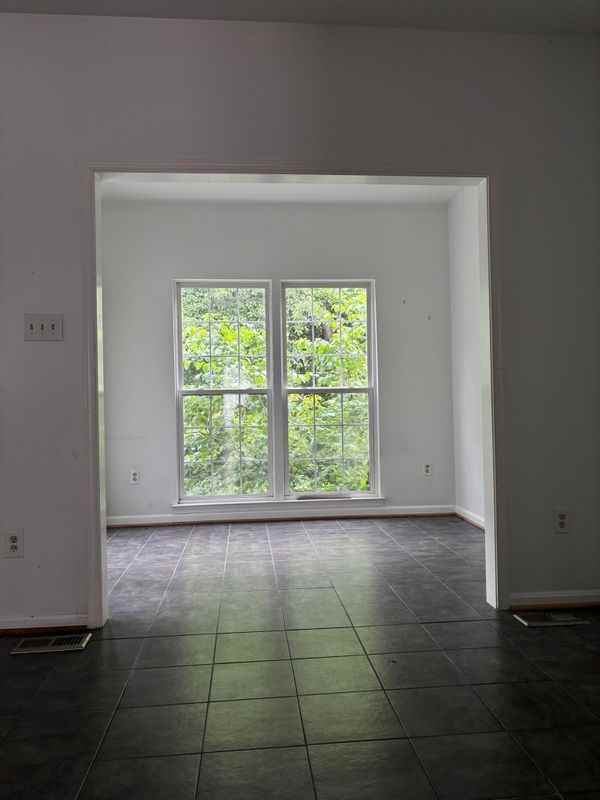12706 Marlton Center Dr - Photo 7 of 17