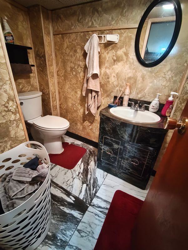 17501 Murdock Ave ##Ll - Photo 3 of 4