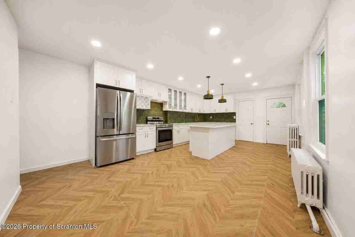 1312 N Washington Ave - Photo 4 of 22